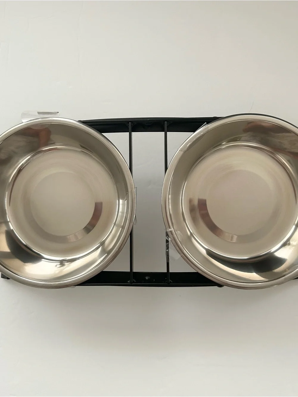 New in Box Whisker City Elevated Cat Bowls Stainless Steel With Black Arch Stand